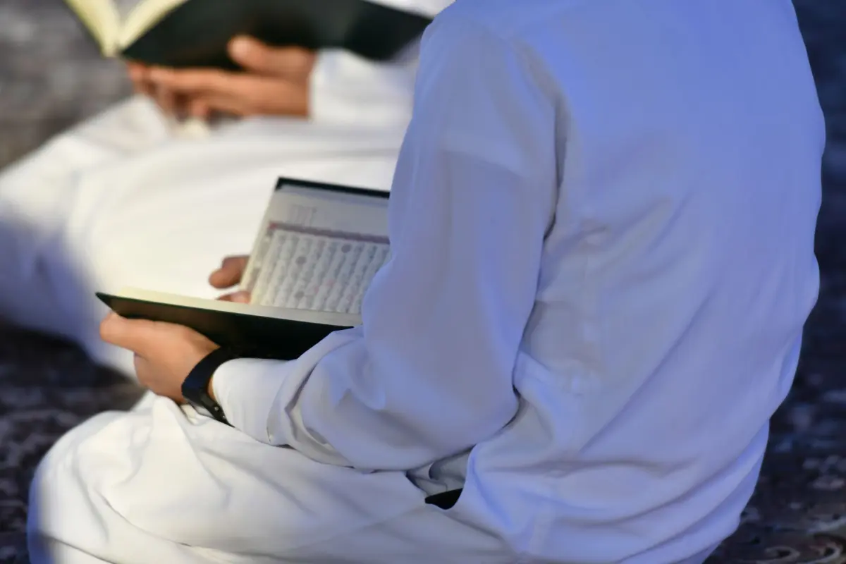 Dr. Yasir Qadhi Explores the Origins of Quranic Structure and the Profound Meaning of Surat Al-Fatihah