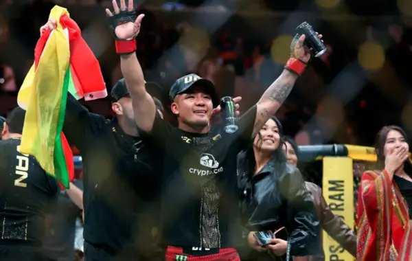 Joshua Van Defeats Alexandre Pantoja at UFC 331 to Defend Flyweight Title and Settle Rivalry